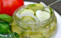 Маринованные, хрустящие, резаные огурцы – вкусные заготовки на зиму